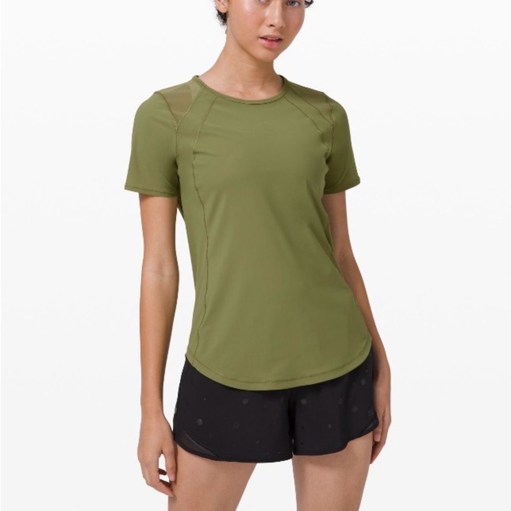 Lululemon - Sculpt Short Sleeve